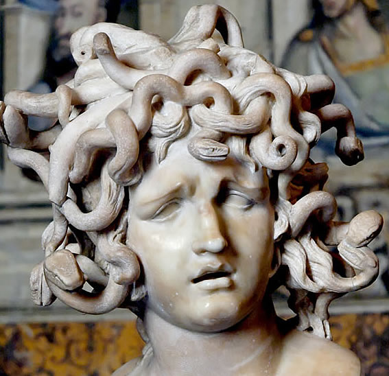 Perseusz-Medusa-Lorenzo-Bernini-1630-MusCapit.jpg